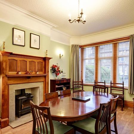 Spacious Victorian Townhouse Near Hcc With Off Street Parking Harrogate Exterior foto