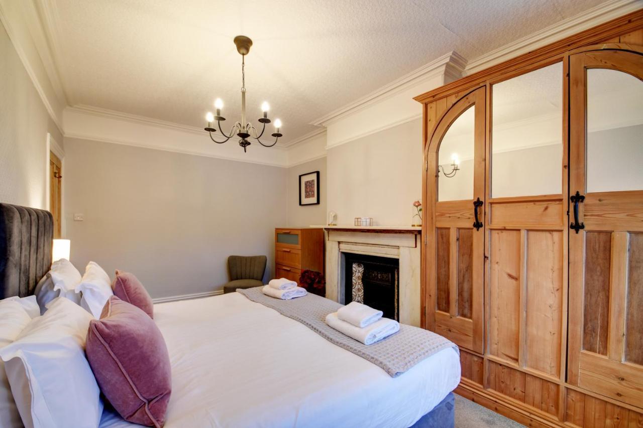 Spacious Victorian Townhouse Near Hcc With Off Street Parking Harrogate Exterior foto