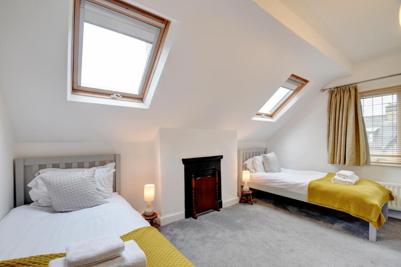 Spacious Victorian Townhouse Near Hcc With Off Street Parking Harrogate Exterior foto