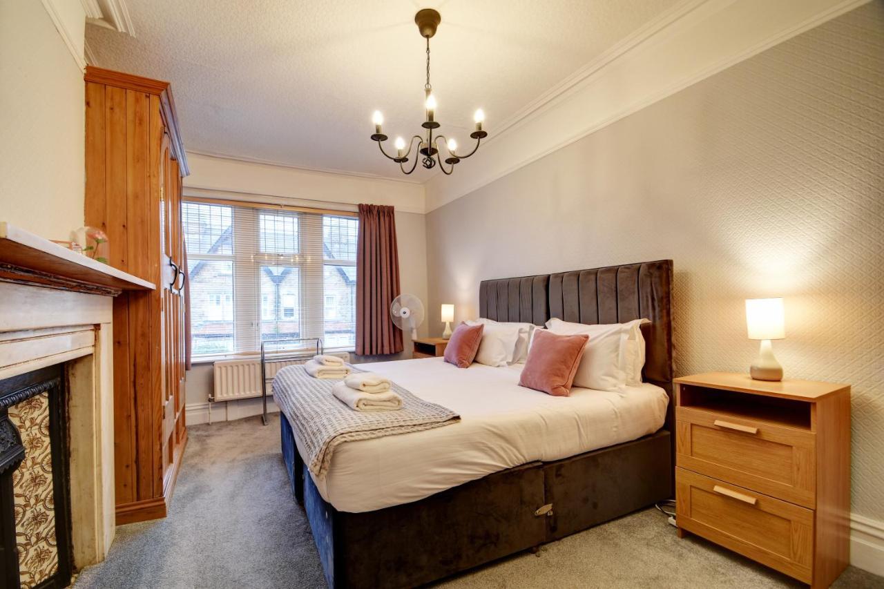 Spacious Victorian Townhouse Near Hcc With Off Street Parking Harrogate Exterior foto